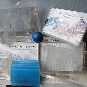 Dallas Prince Designs Jewelry Display Set